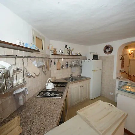 Apartment La Casa Del Noce Olbia